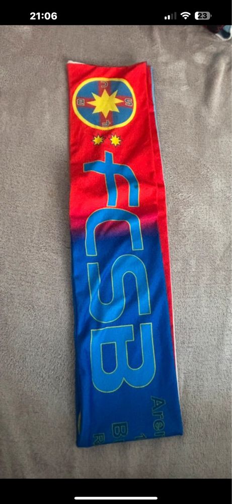 Vand esarfa FCSB -lyon si FCSB -Lazio