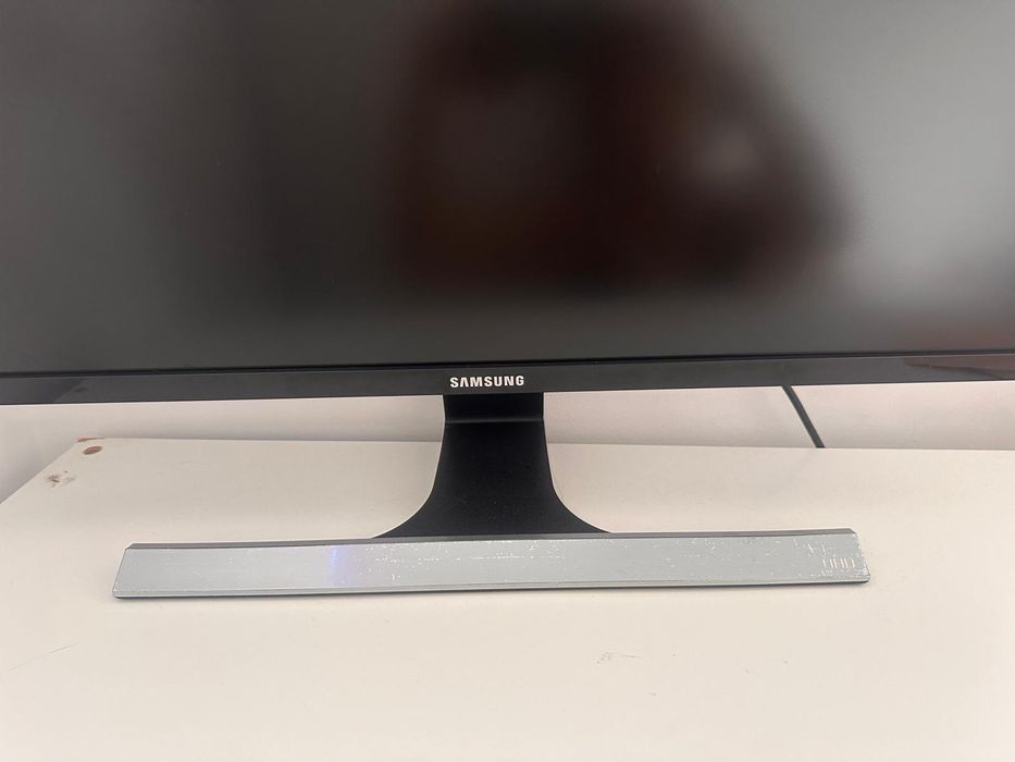 Vand monitor Samsung U28E590DSL 4k Ultra HD