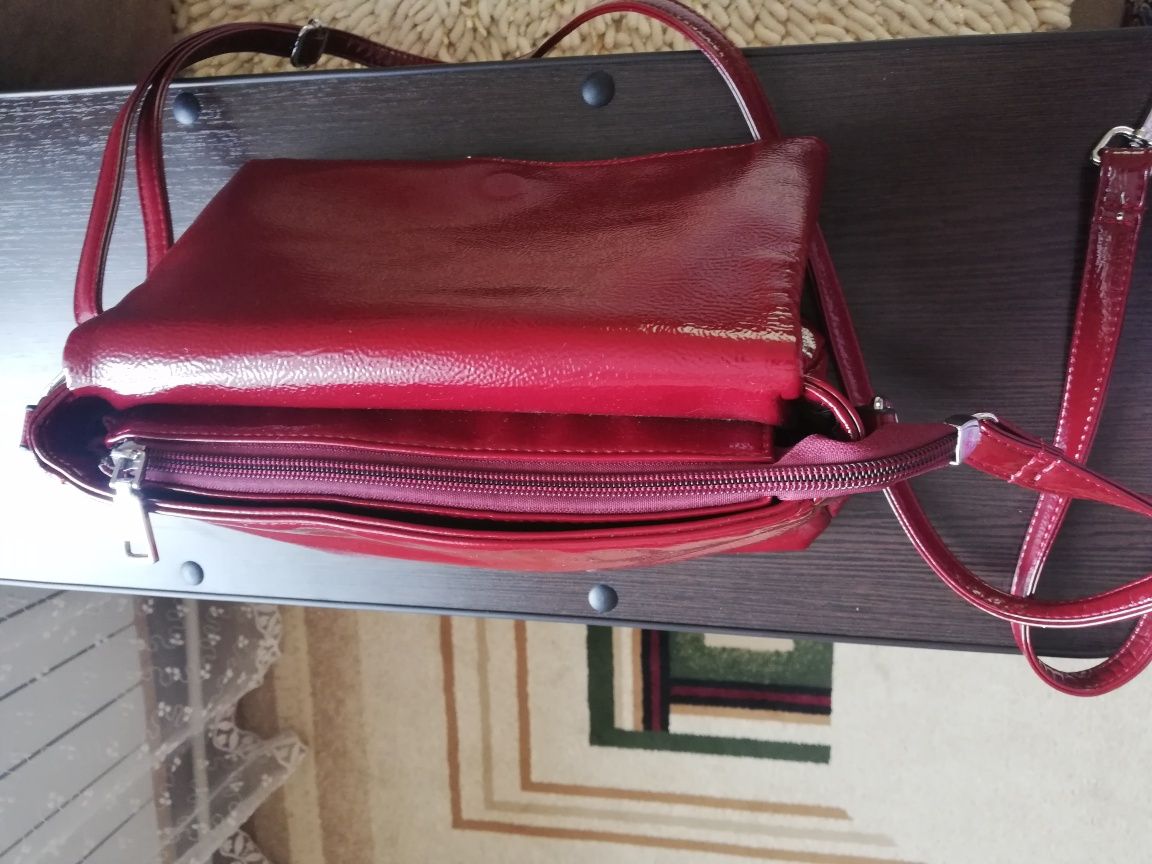 Дамская сумочка, бордового цвета,
