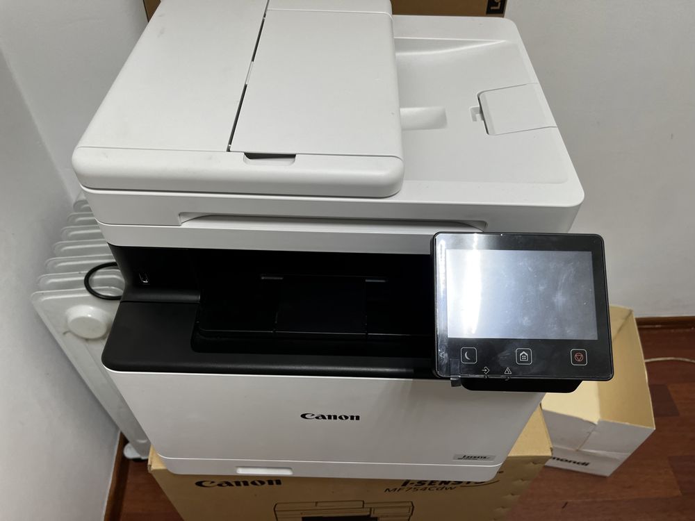 Продам принтер цветной Canon i-SENSYS MF754Cdw