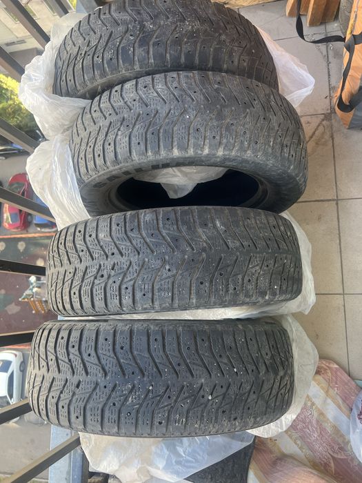 Зимняя резина 195/65R15 б/у