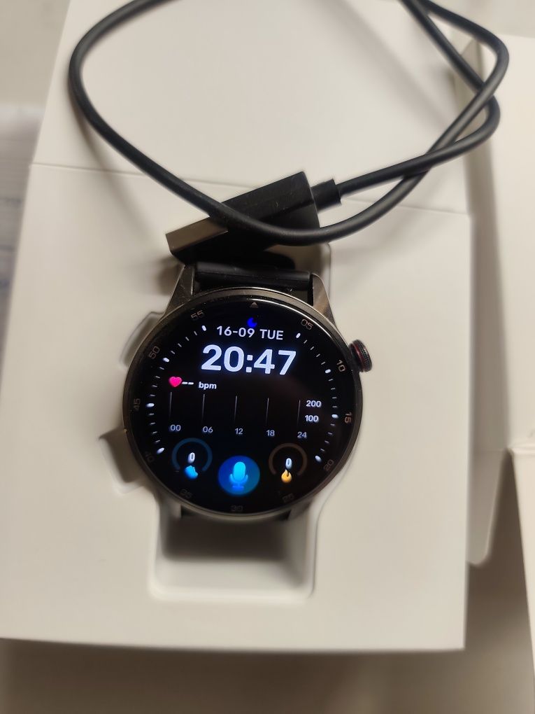 Смарт часовник Realme S2