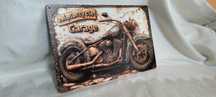 Винтидж метална табела с 3D ефект Motorcycle Garage