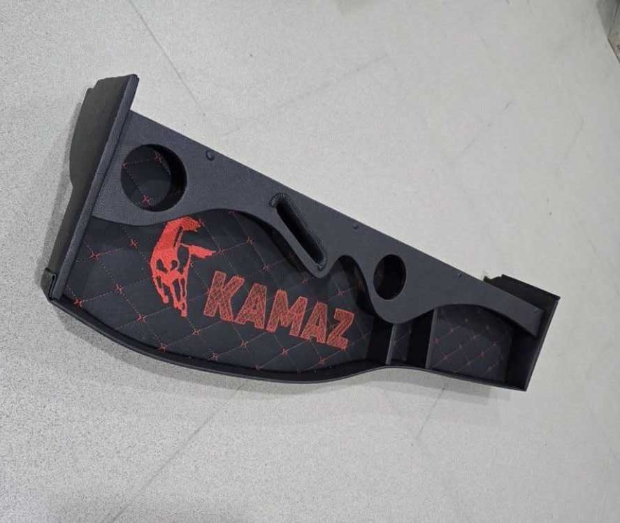 Столик на панель железную и пластиковую КамАЗ, полка на панель КАМАЗ