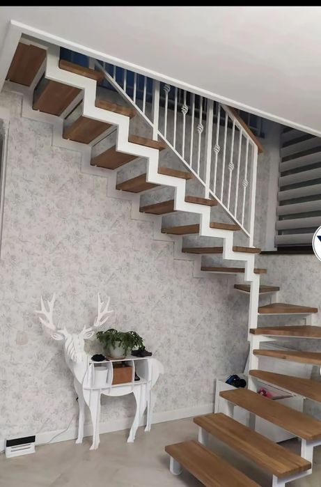 execut scări interioare