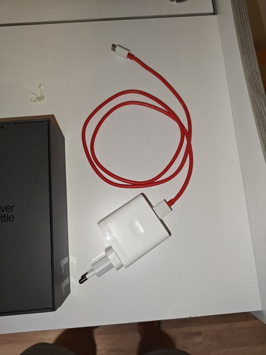 OnePlus 11   16GB/256GB