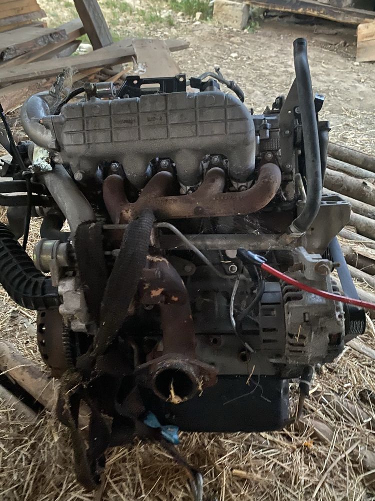 Vand motor renault mascott in stare buna
