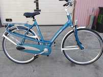 Vând bicicleta batavus din aluminiu pentru damă