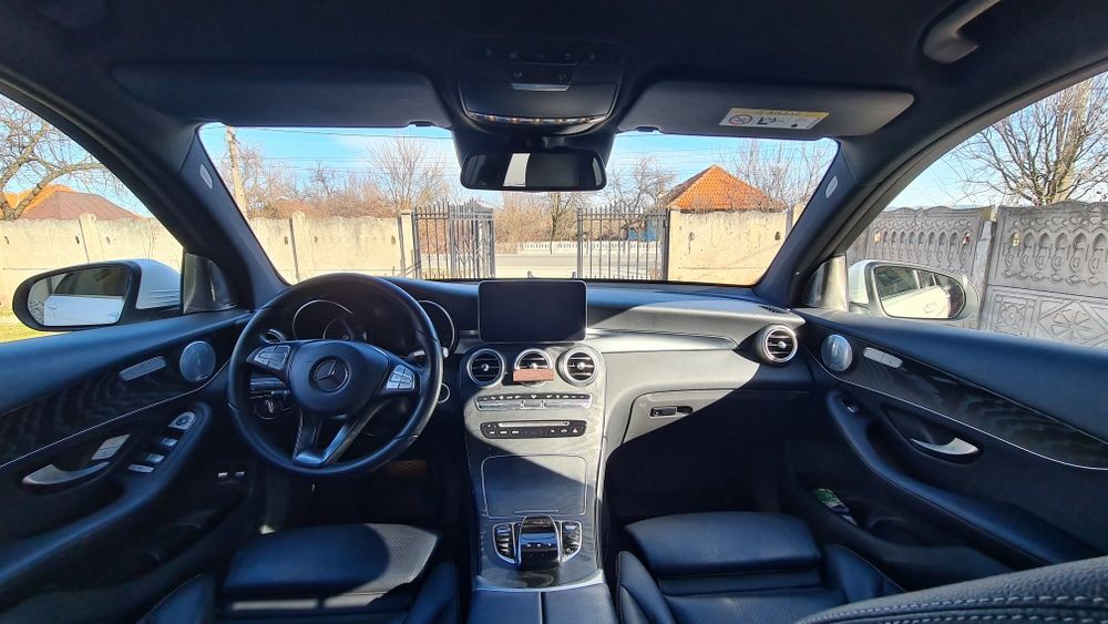 Mercedes glc 350e plug in hybrid >320hp  schimb cu teren