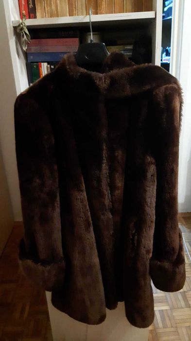 Haina de mouton dore culoare bruna