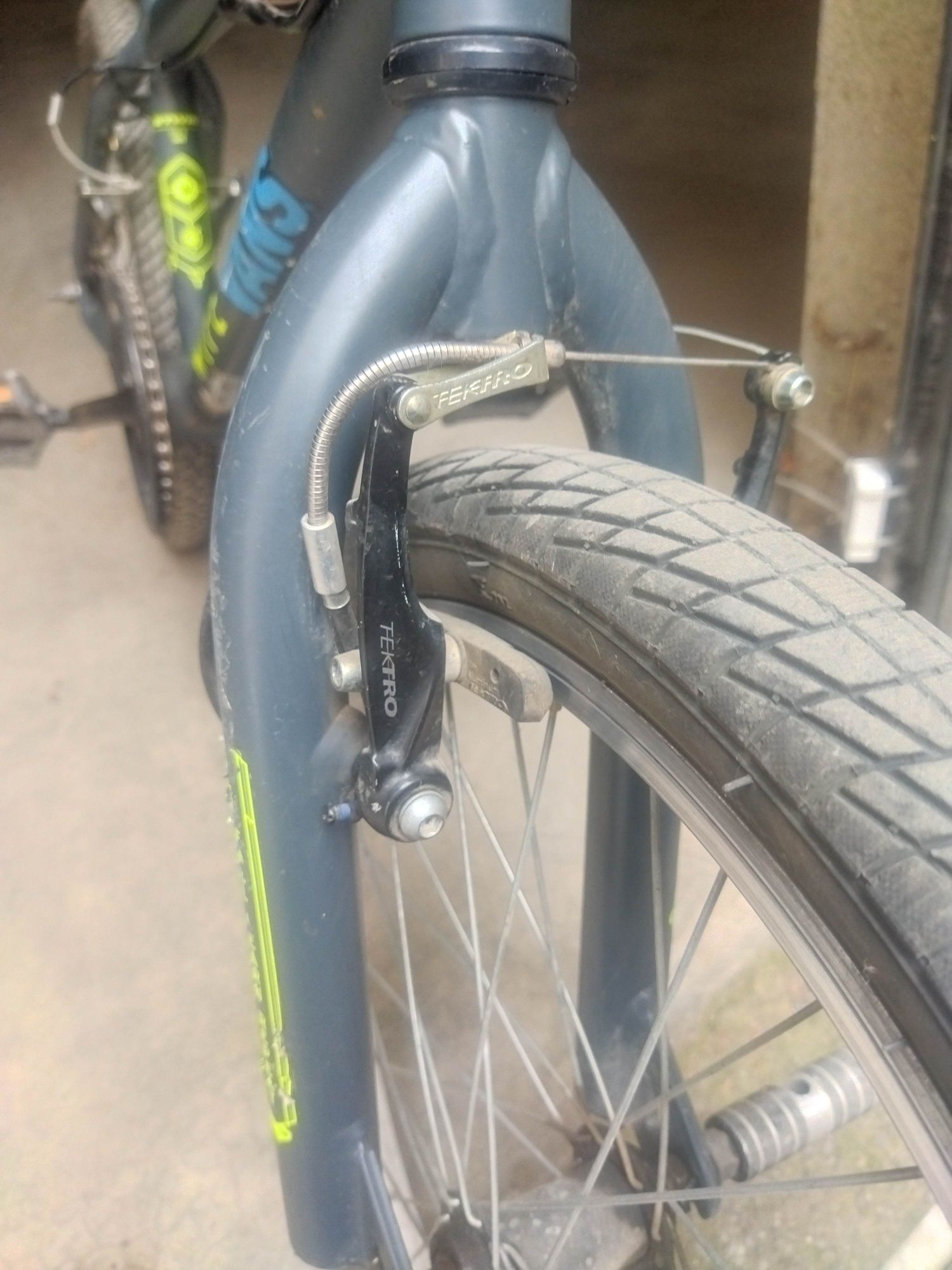 BMX WIPE с 360⁰ спирачки, с нови гуми