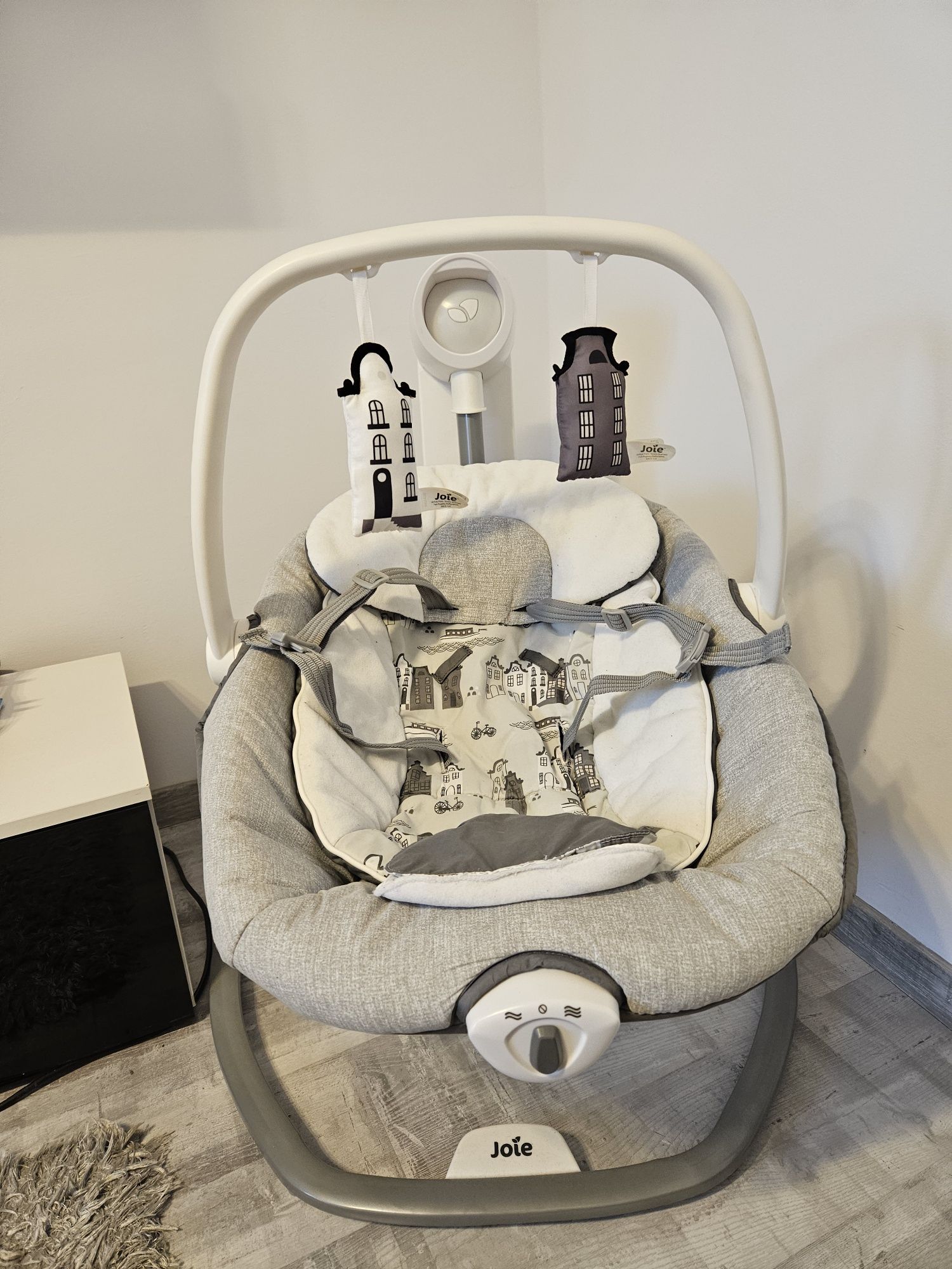 Balansoar bebelusi Joie Serina 2 in 1
