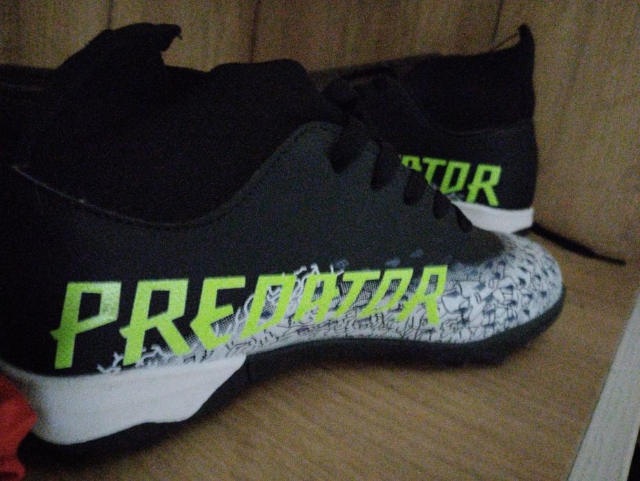 бутсы предаторы в новом состоянии