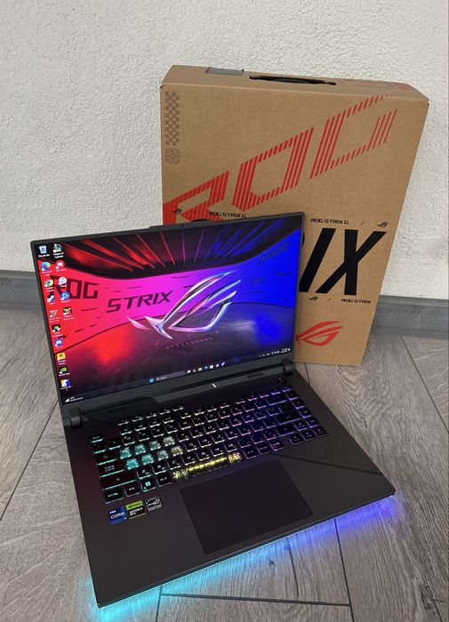 ASUS ROG Strix G614J/240 HZ QHD/RTX 4070 8GB/i9 14900HX/1TB SSD/32 GB/