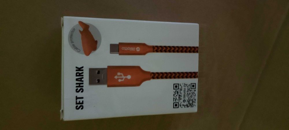 USB кабел зарядно type C. Плетен кабел много здрав