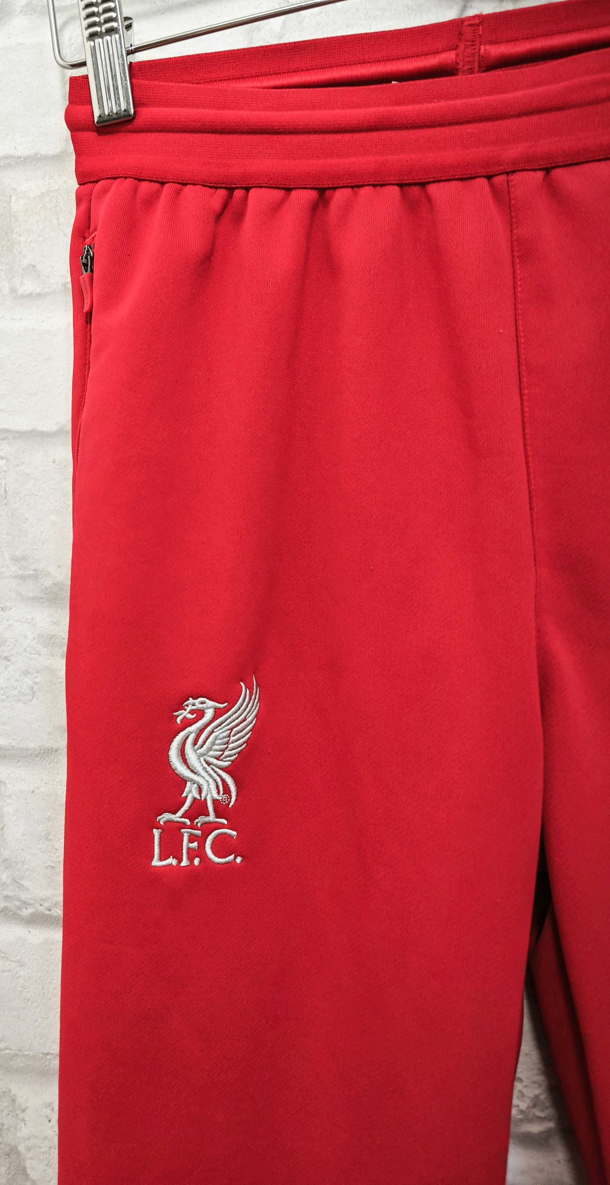 New Balance Liverpool Оригинална мъжко Долнище Размер  S