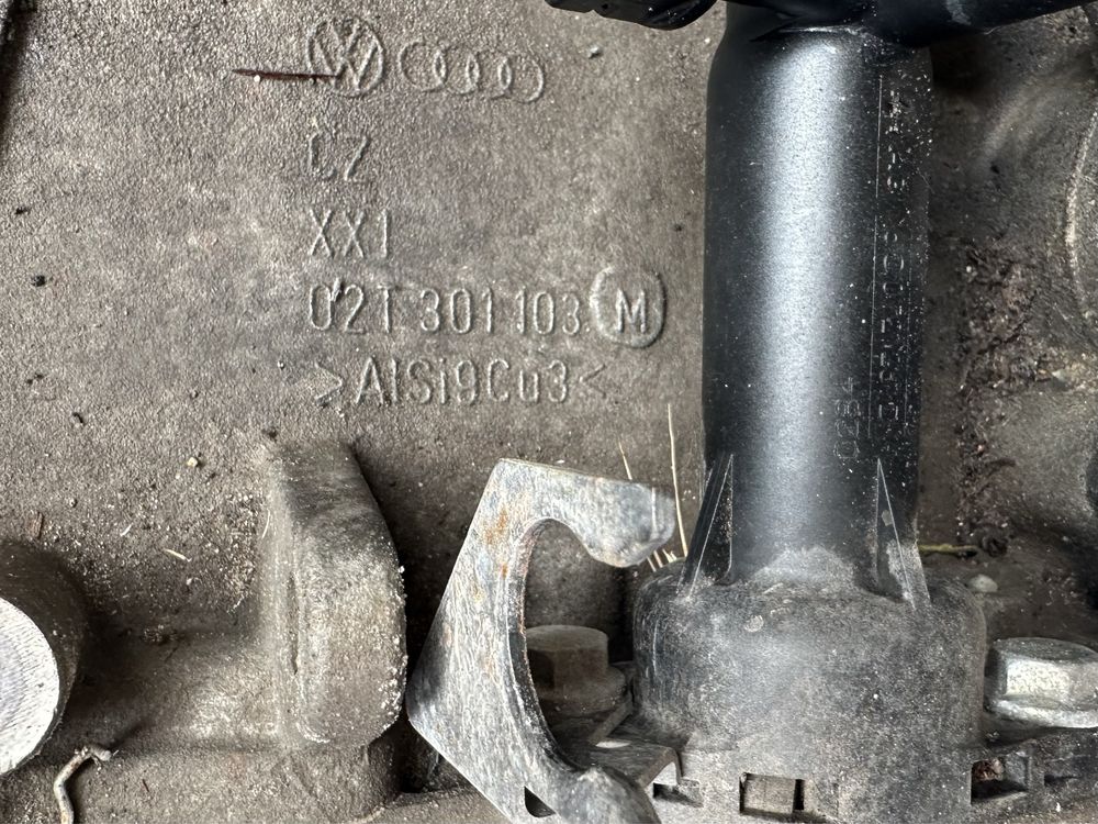 02T 301 103 М - Ръчна кутия за VW,Skoda,Seat бензин 1.2i ,1.4i