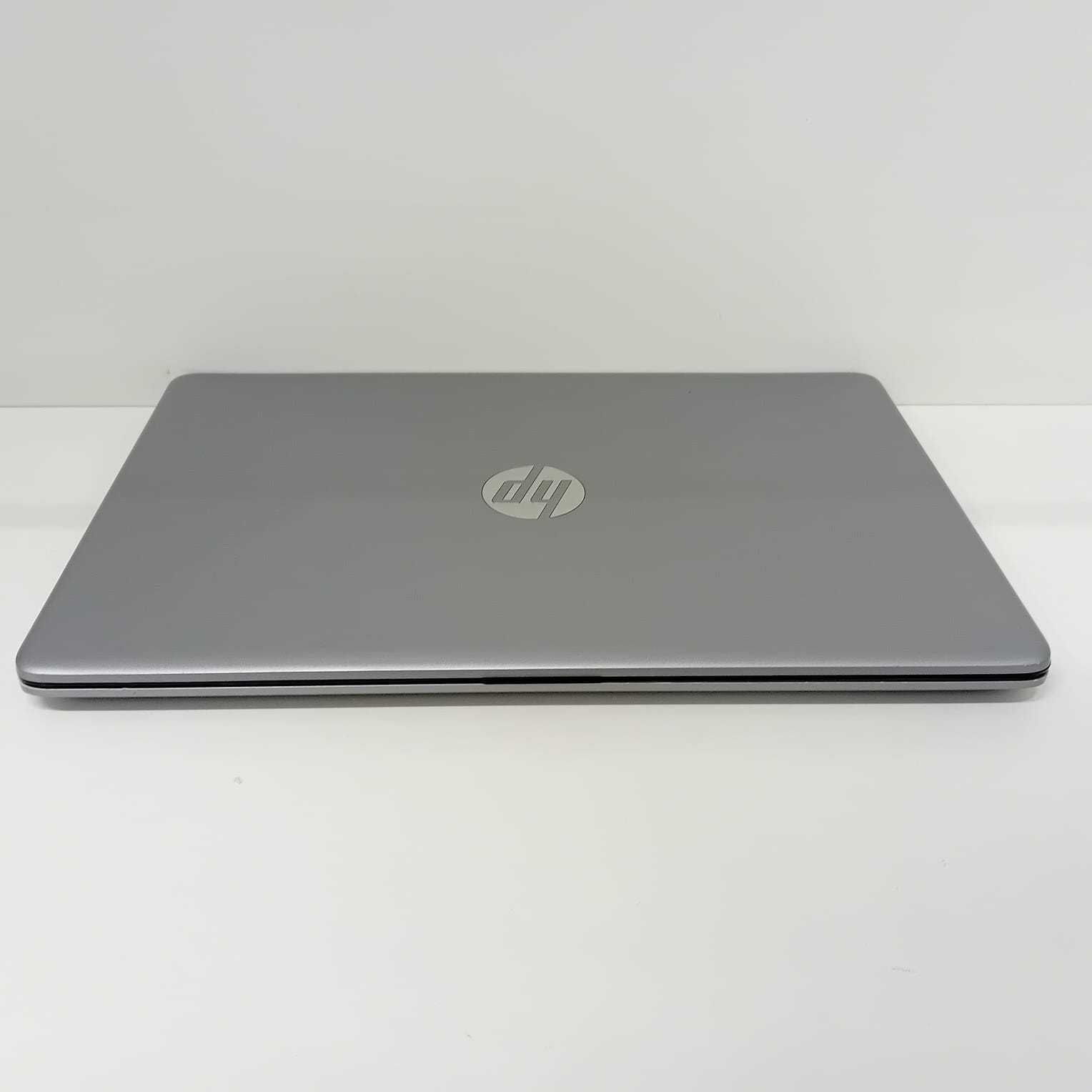 Laptop HP 250 G8 (ag 49 Esplanada b1001)