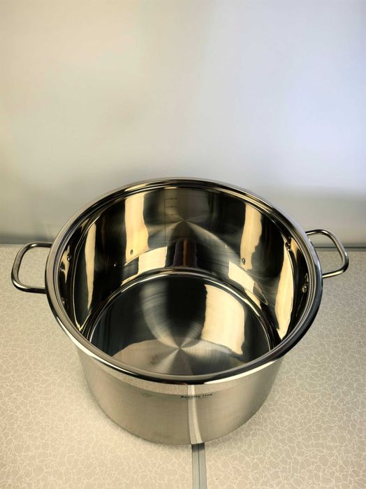 Oala inox 36x25 cm 25 litri cu capac metal 320 lei