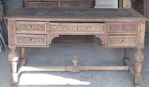Vand birou sculptat