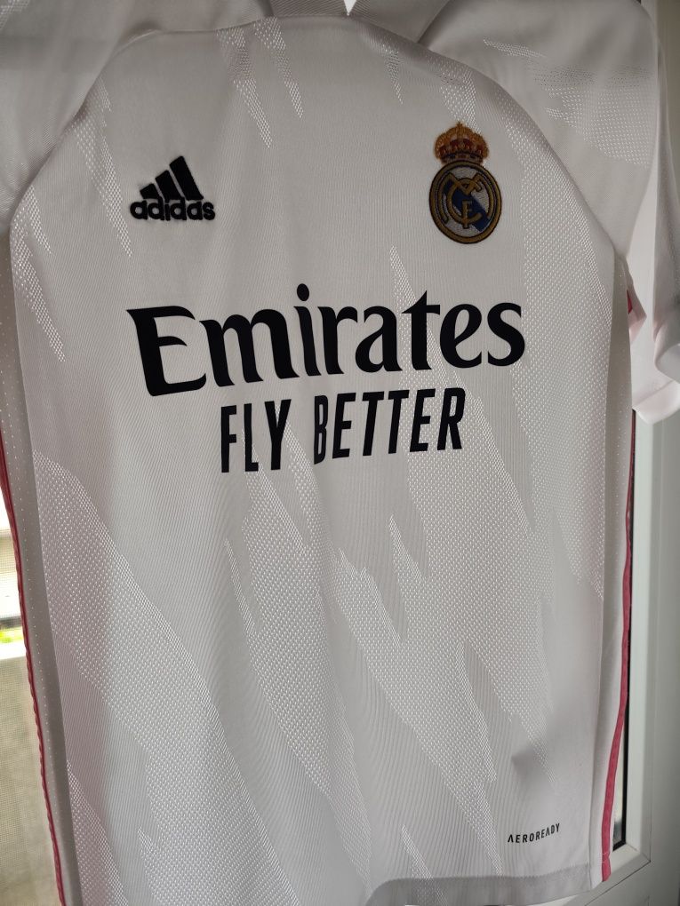 Оригинални екипи на Adidas