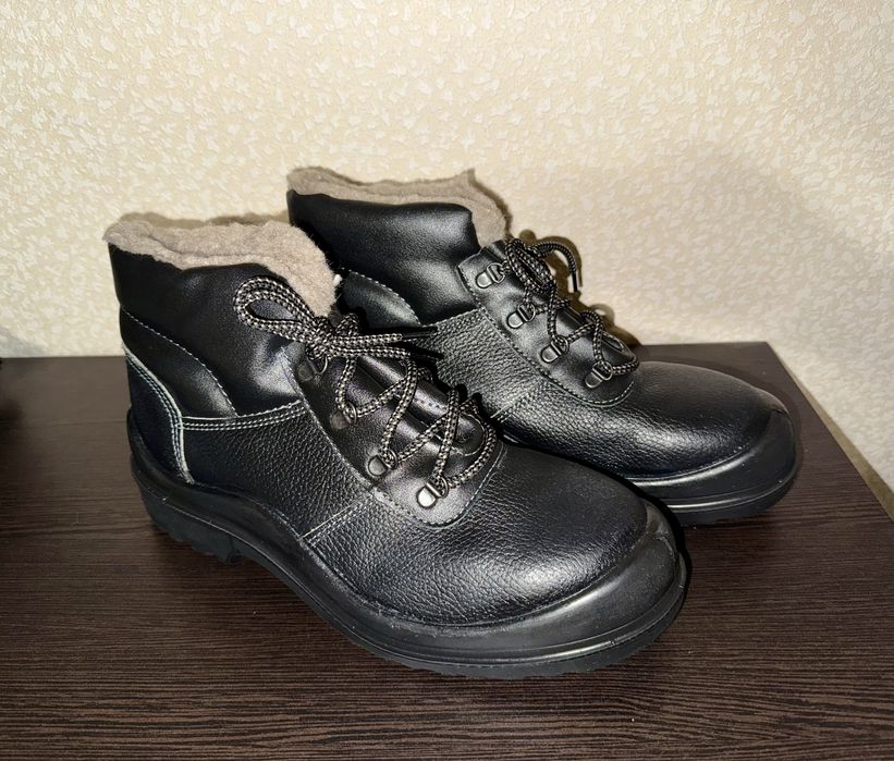 44 размер новые зимние рабочие ботинки