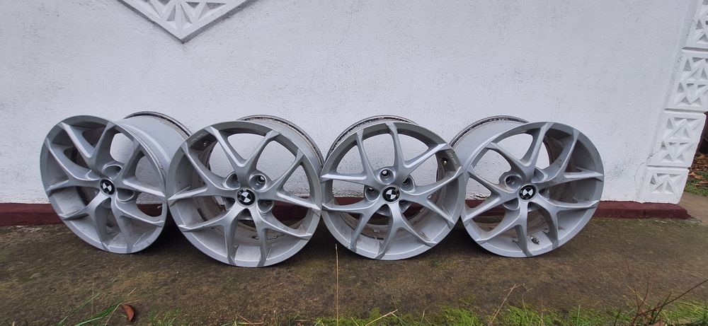 Vand jante de aliaj R17 5x120