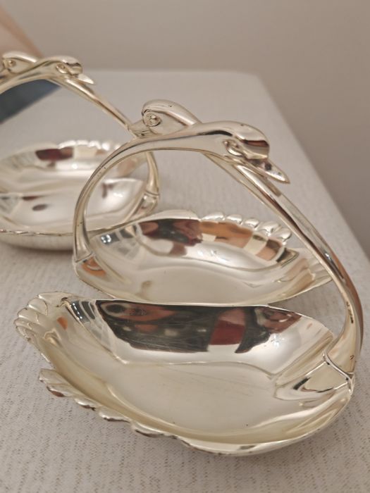 Мельхиор для сухофрукты, лебеди