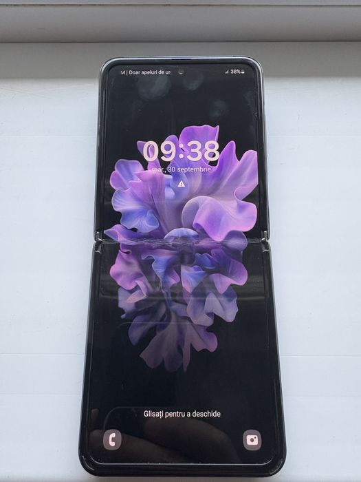 Samsung galaxy Z Flip 5g 256 Gb / 8 Gb