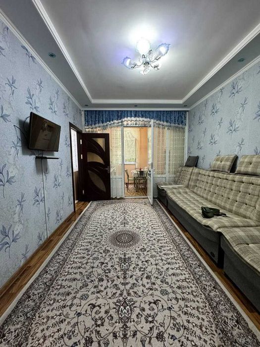 метро ХАМЗА 3/3/4 балкон 2х6