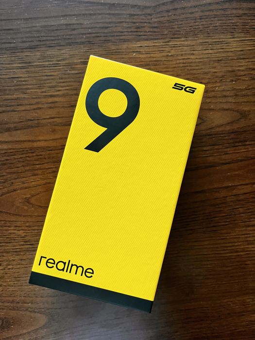 Телефон Realme 9 5G