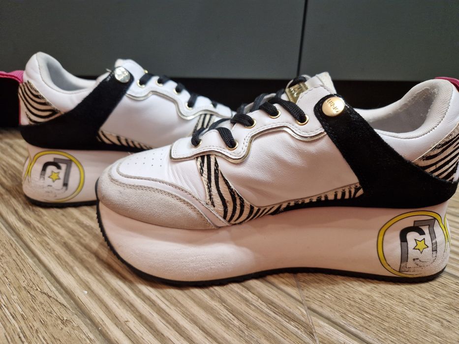 Оригинални дамски сникърси LIU.JO