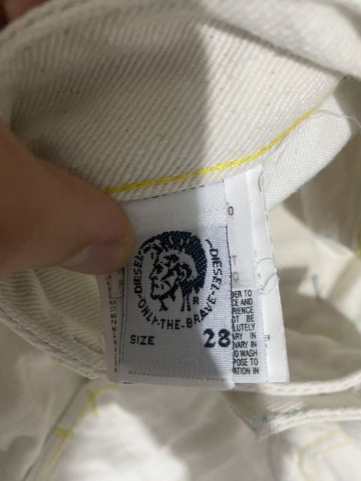 Blugi Diesel Straight Fit