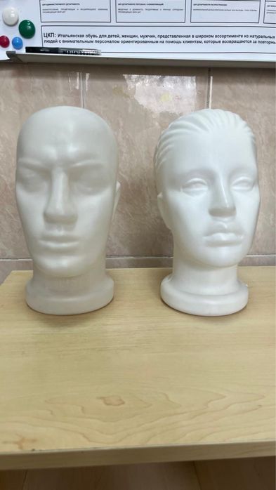 головы манекекенов