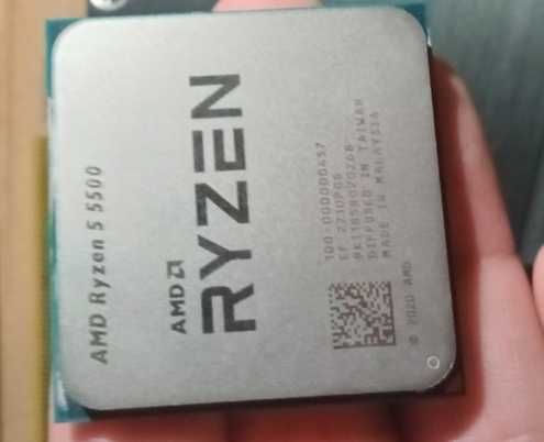 Продам процессор AMD Ryzen 5 5500
