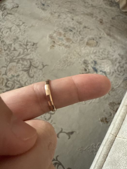 олтин узук масса 2,15 грамм