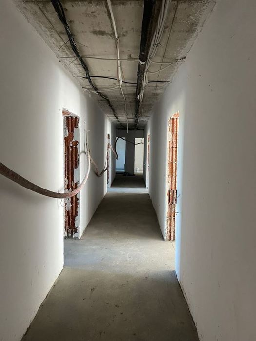 Продава се Двустаен апартамент в София, Малинова долина - 62 кв.м за 1549 €/кв.м - Снимка #2