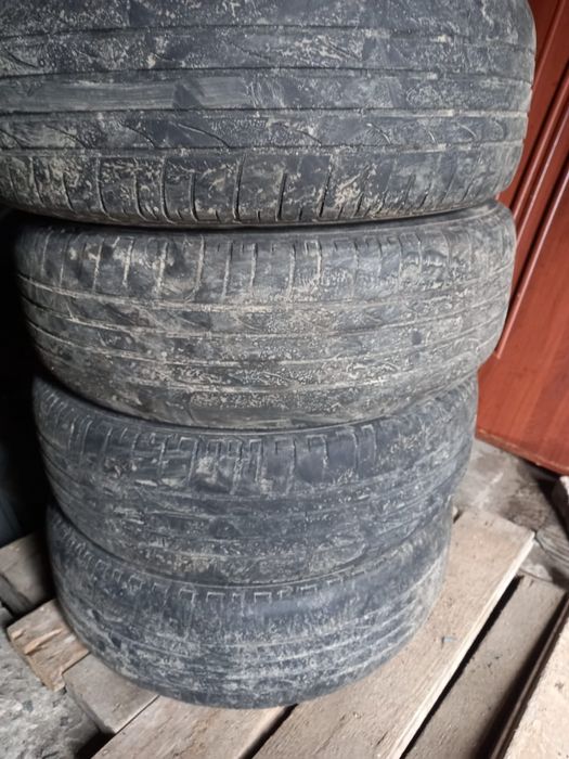 Продам комплект летней резины.