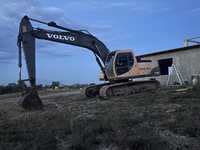 Excavator Volvo ec 210 LC 21 tone