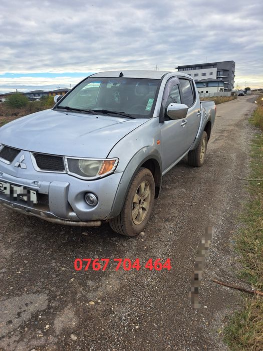 L200 2008 inmatriculat RO 4x4 cutir SUPERSELECT. Variante!