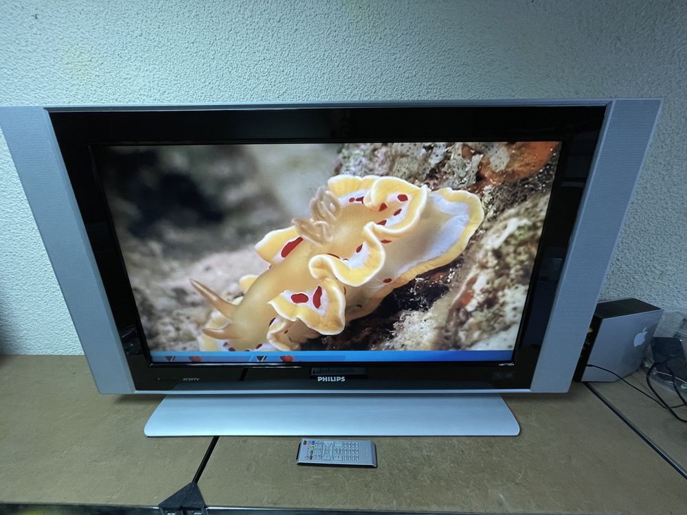 Телевизор Philips LCD 37” - 37PF7320/10