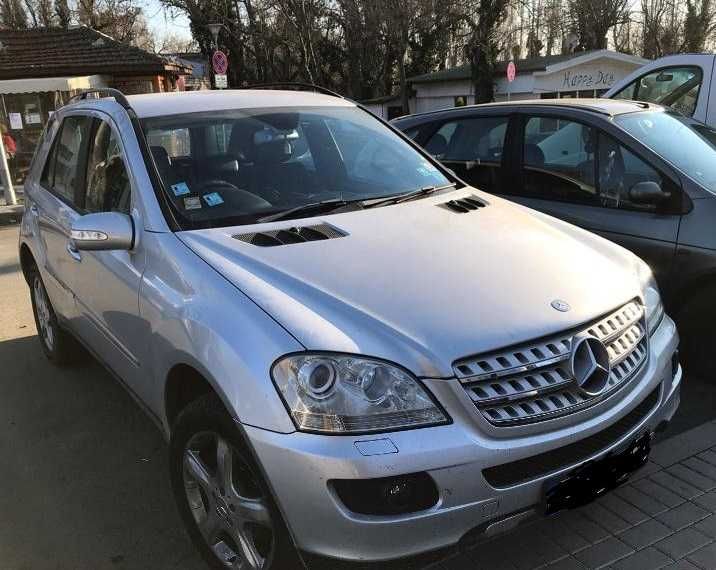 Врати за  Mercedes ML W-164