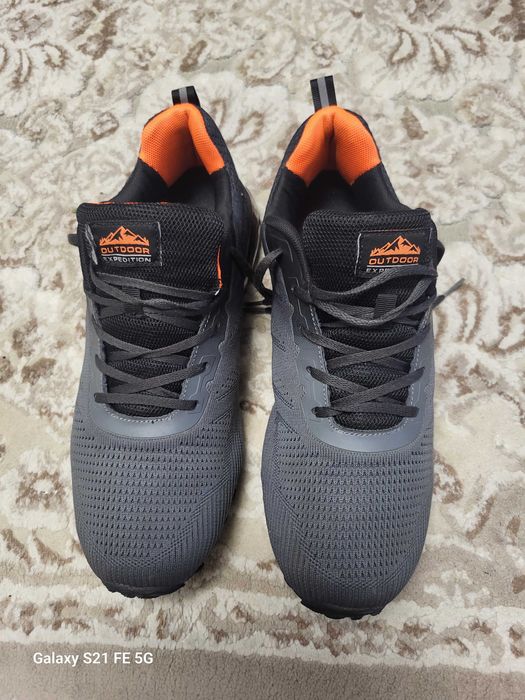 Adidas marimea 46 100 ron