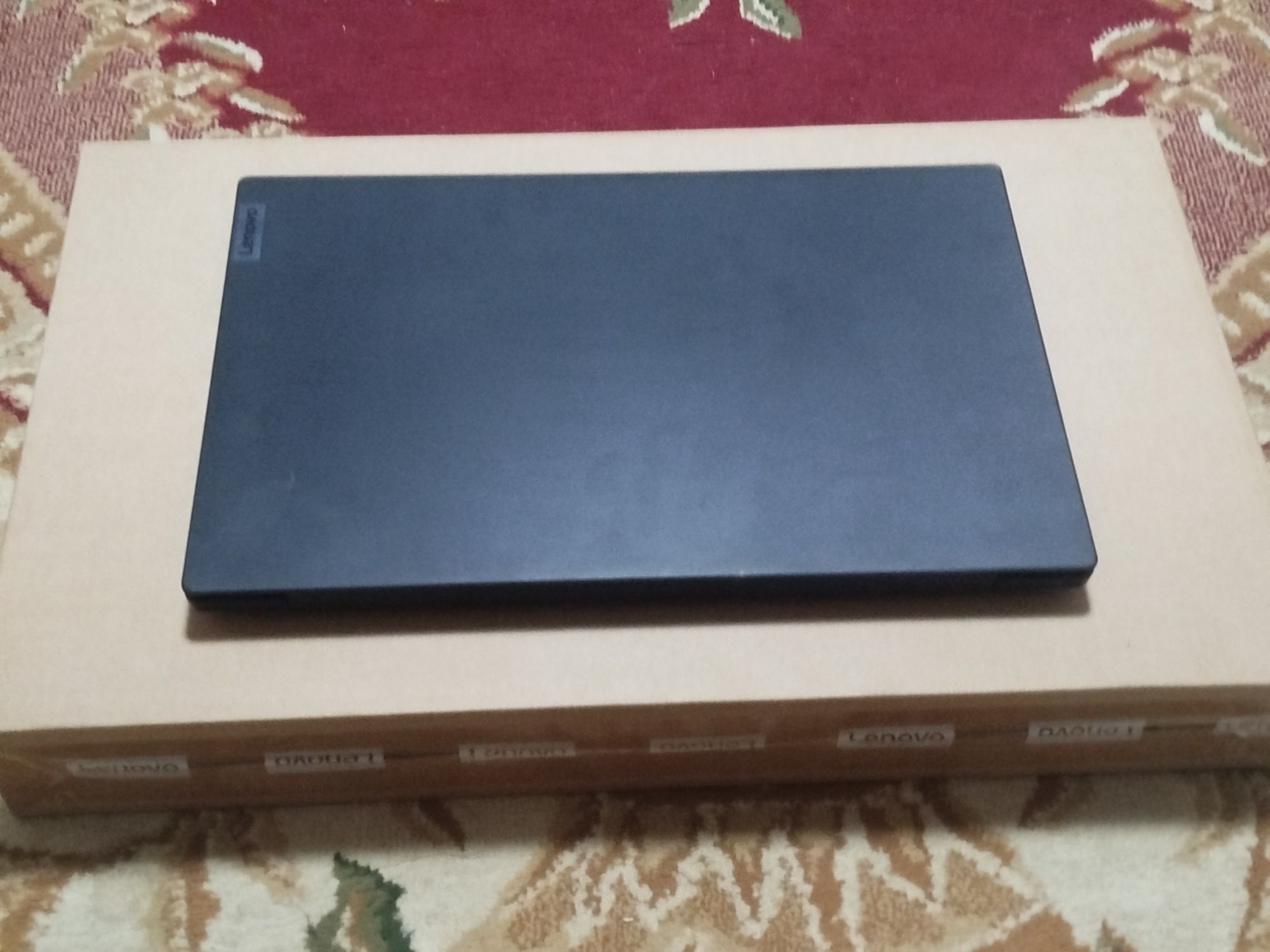 Lenovo V15 G4 AMN

(S)SN PF5181DY