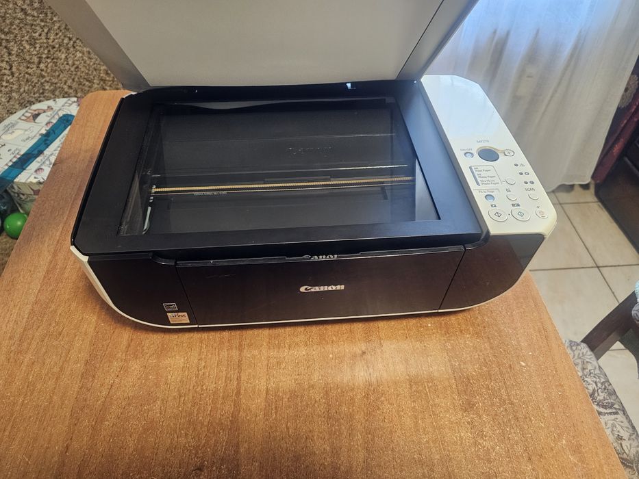 Imprimantă scanner copiator xerox Canon MP210