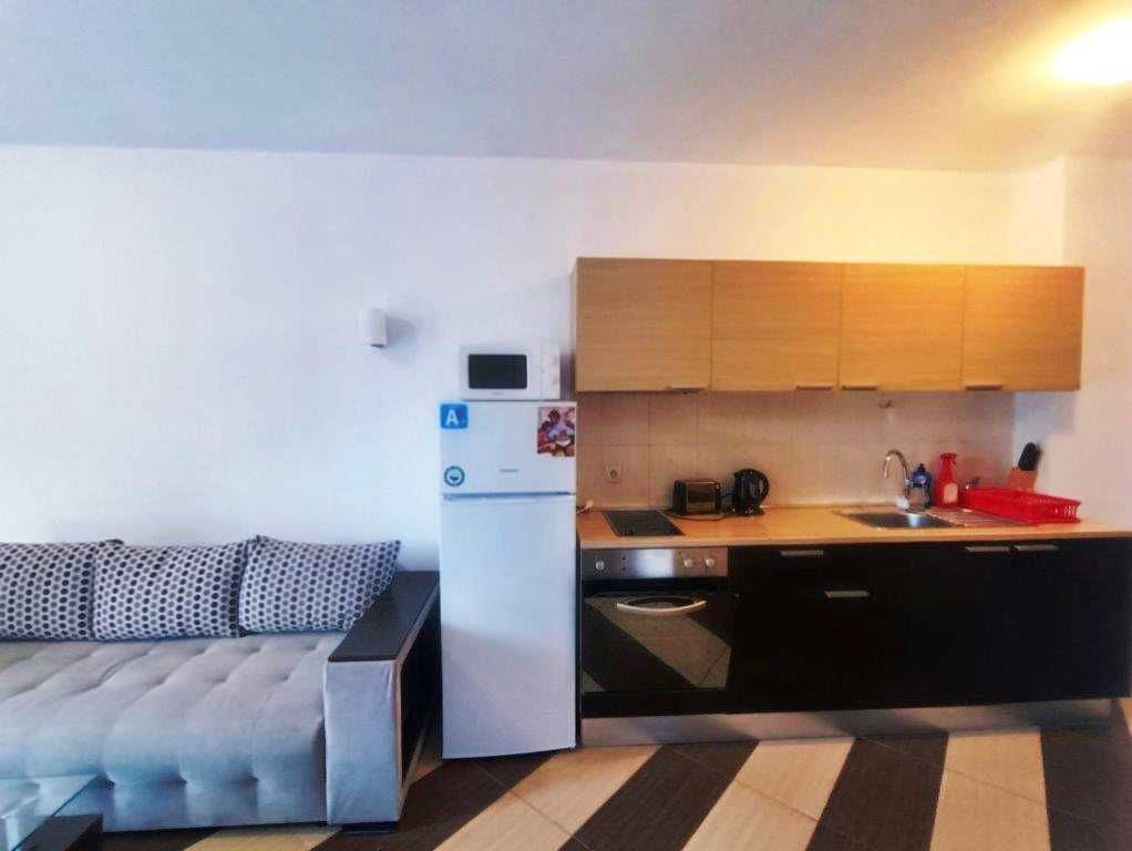 Продава се Двустаен апартамент в к.к. Слънчев бряг - 72 кв.м за 1000 €/кв.м - Снимка #2