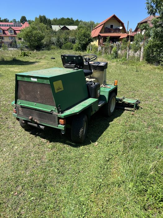 Tractor tuns gazon si iarba profesional Sabo Roberine tractoras