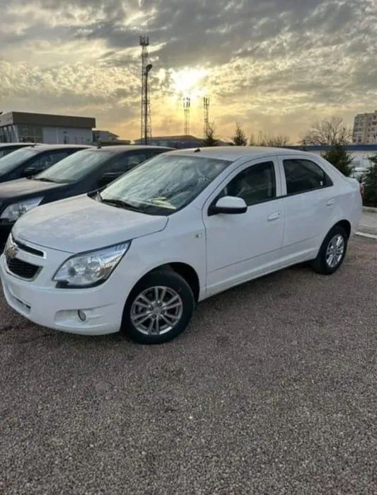 Cobalt yangi 0 probeg sotiladi