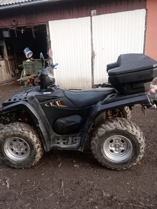 Vând ATV în stare buna