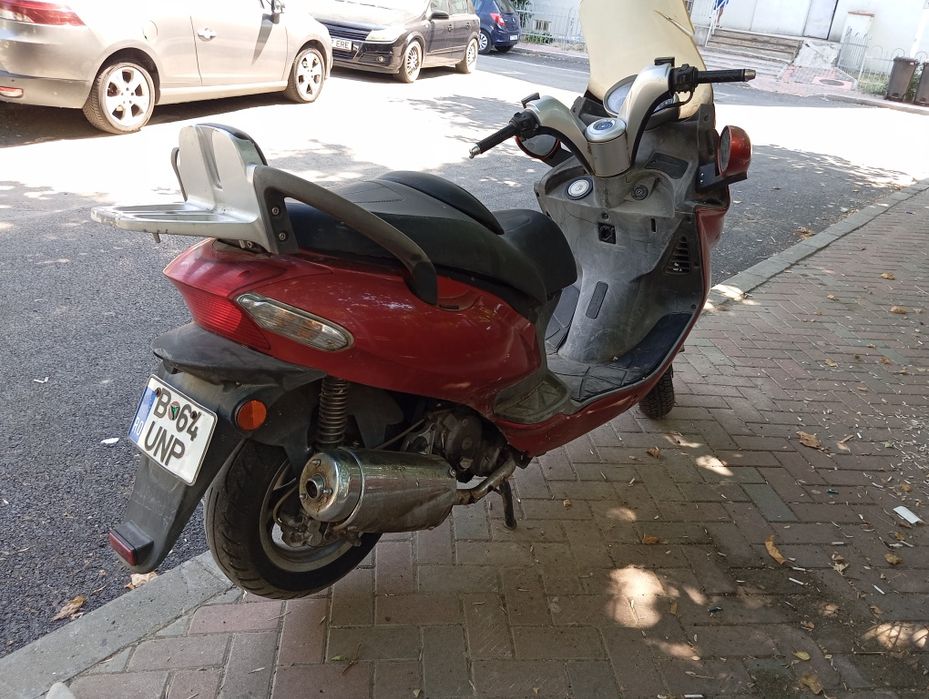 Vând scuter kymco grand dink